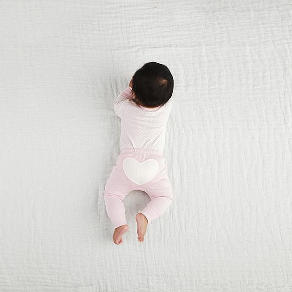 
                  
                    Dusty Pink Heart Pants - Sapling Child Canada
                  
                